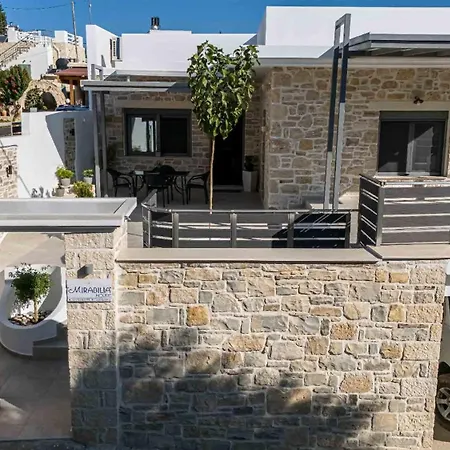 Mirabilia Family House