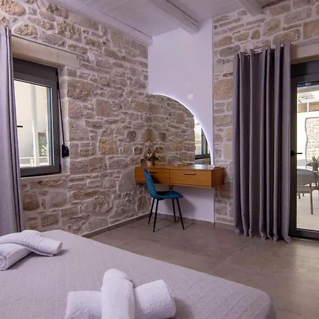 Mirabilia Family House * Pitsidia